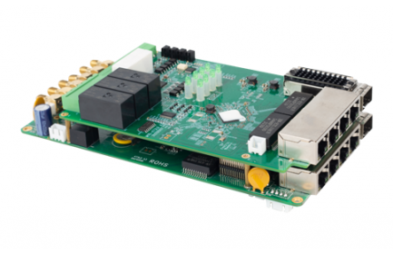 k8凯发5G+WiFi6 工业CPE网关，主要应用于智慧矿山、智慧隧道、智慧城市等领域。集5G和WIFI6于一体，将5G的低时延和高带宽与WI-FI6兼容性好和成本低优势完美结合，打造智慧矿山一张网。